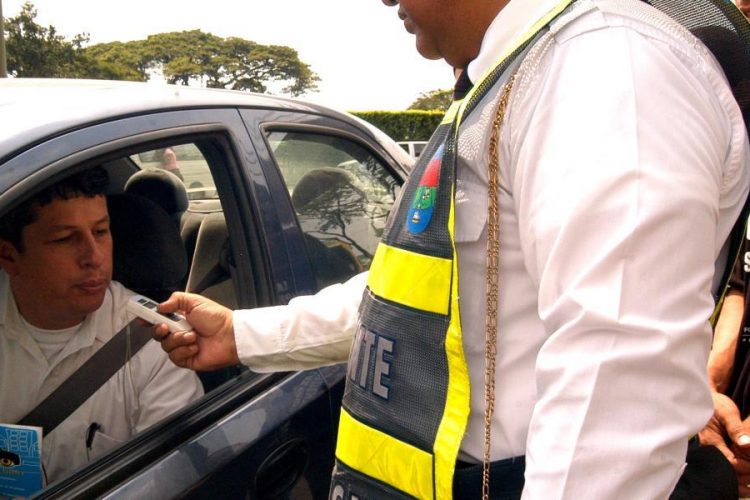 Comparendos por embriaguez en Colombia: Multas, sanciones y cursos obligatorios