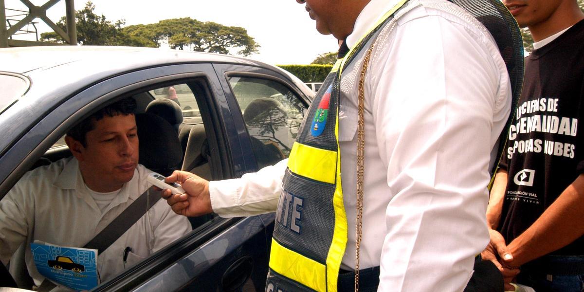 Comparendos por embriaguez en Colombia: Multas, sanciones y cursos obligatorios